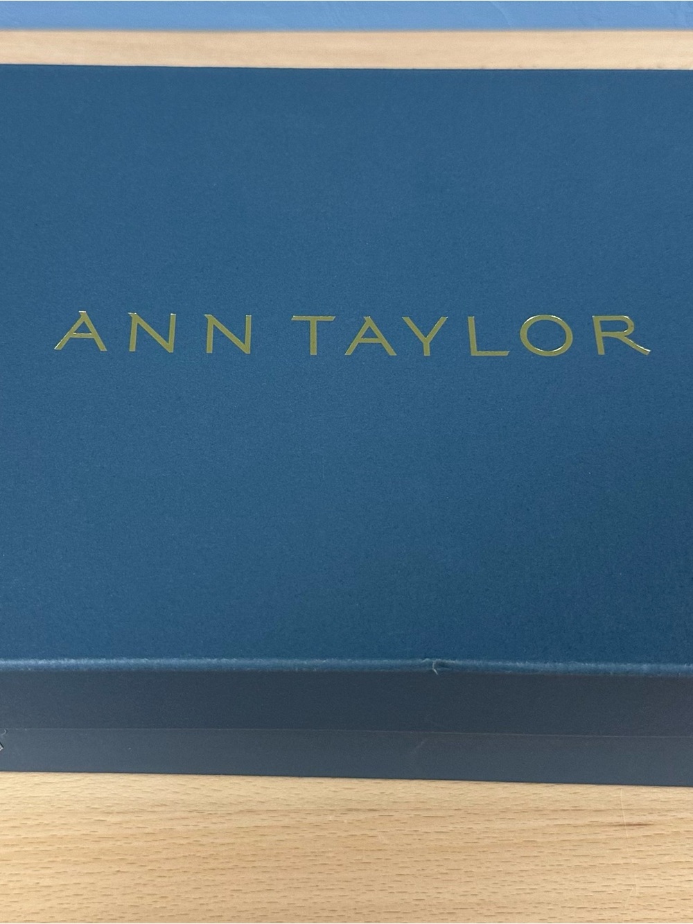 Ann Taylor SCULPTURAL HEEL ANKLE STRAP LEATHER PUMP - Picture 5 of 5